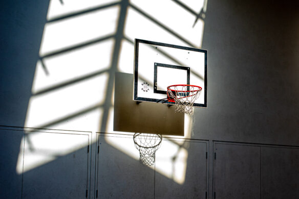 A picture of a basketball ring 